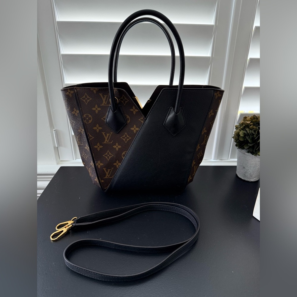Louis Vuitton Kimono MM black and Monogram